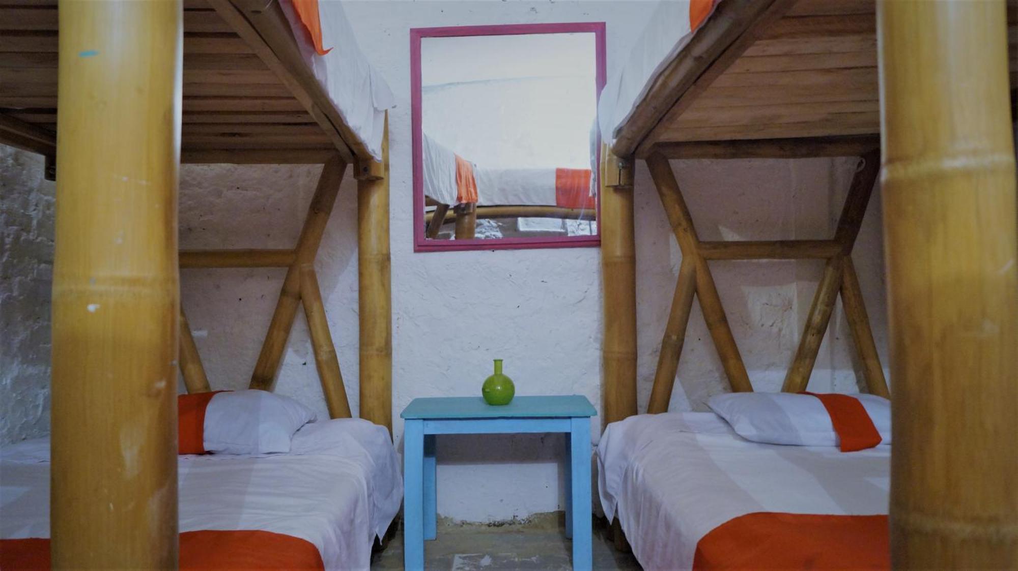 Habitación Compartida Mixta de 6 camas